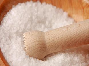 Как лечить отложения солей средствами народной медицины