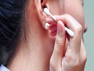 Фурункулы в ушах: как от них избавиться и какие могут быть последствия