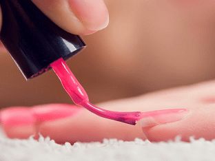 Как красить ногти правильно и аккуратно